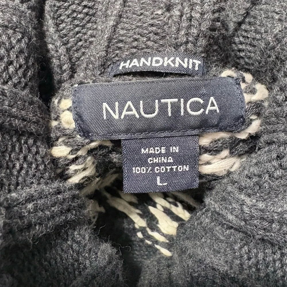 Vintage Hand Knit Men’s Heavyweight Nautica Charcoal Gray/Cream Cableknit Sweate